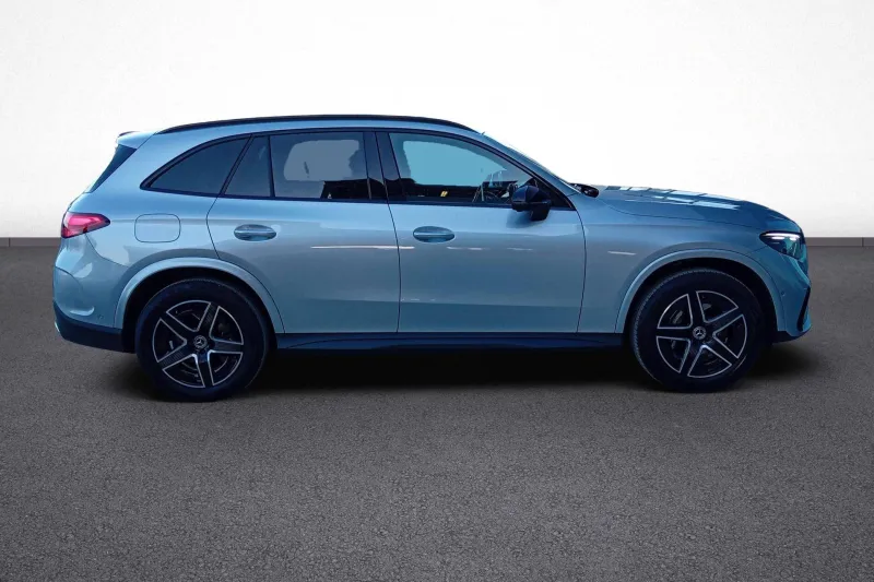 Image secondaire du véhicule 8