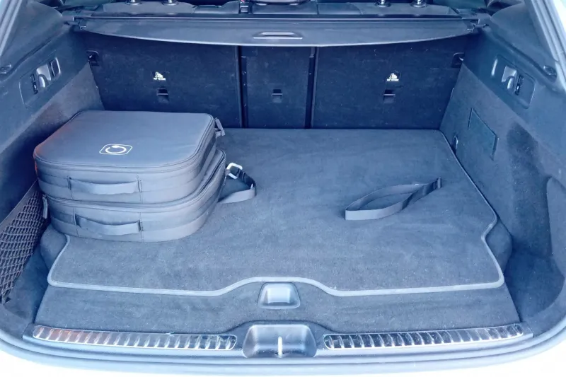 Image secondaire du véhicule 10