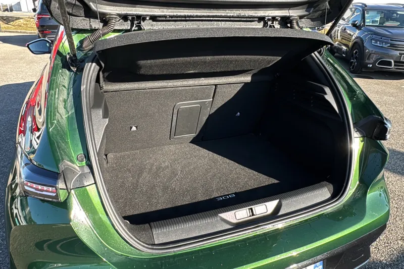 Image secondaire du véhicule 10