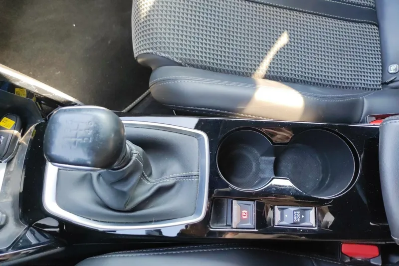 Image secondaire du véhicule 30