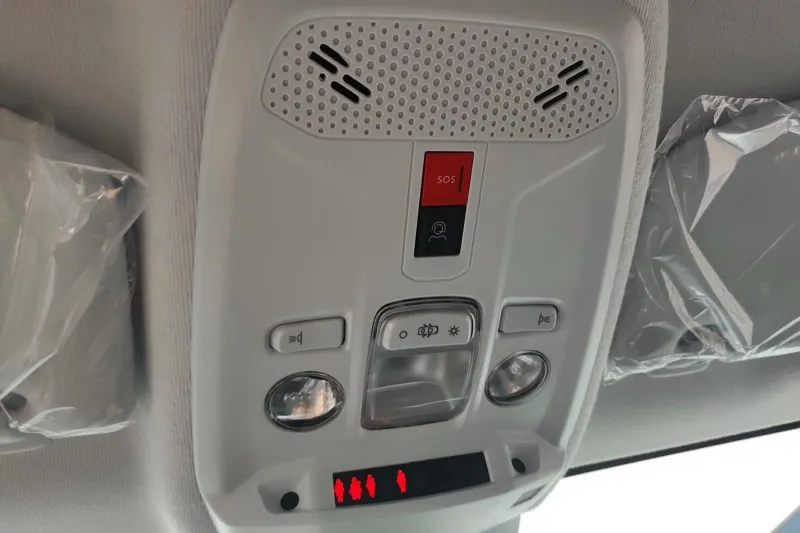 Image secondaire du véhicule 35