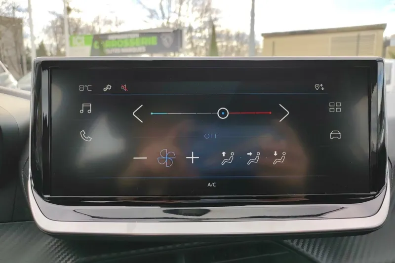 Image secondaire du véhicule 23