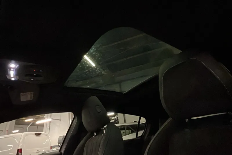 Image secondaire du véhicule 25