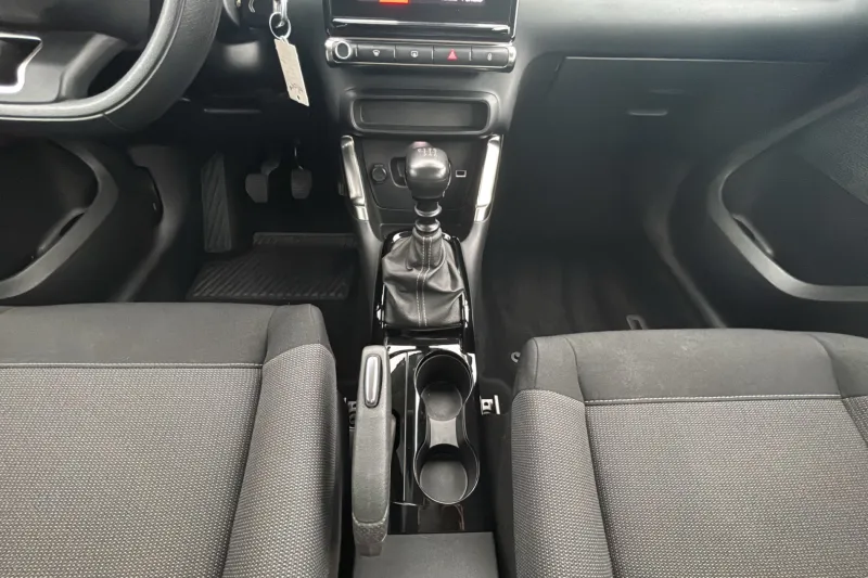 Image secondaire du véhicule 15