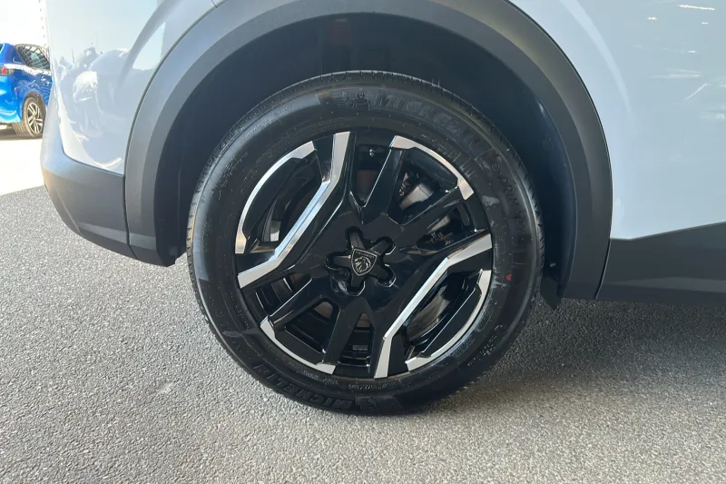 Image secondaire du véhicule 23