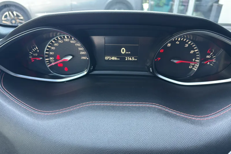 Image secondaire du véhicule 19