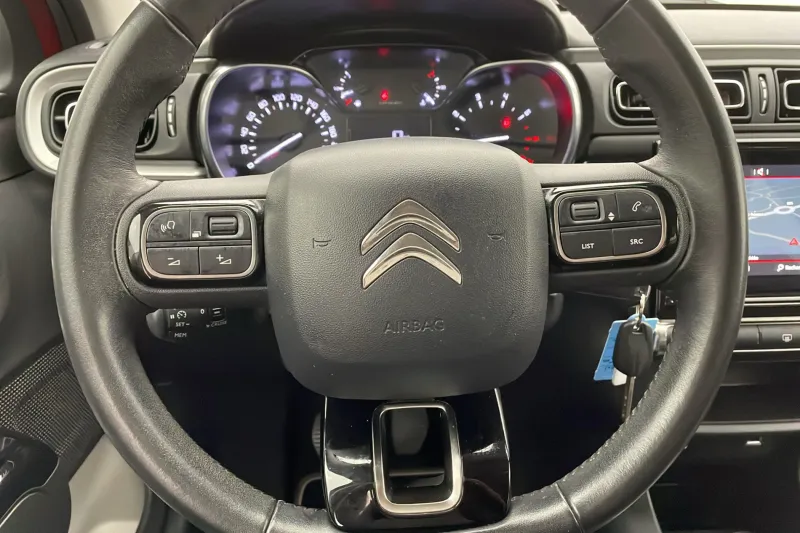 Image secondaire du véhicule 12