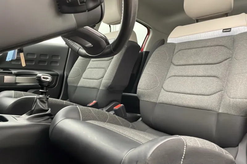 Image secondaire du véhicule 14