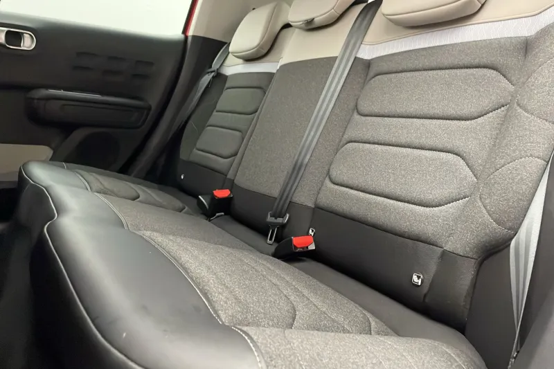 Image secondaire du véhicule 15