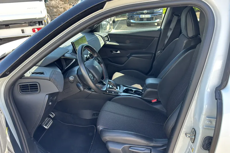 Image secondaire du véhicule 11