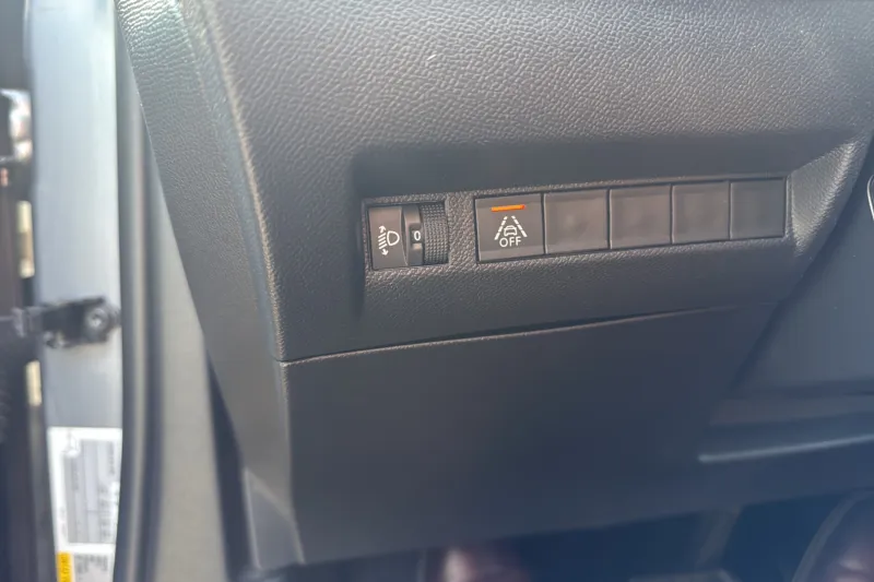 Image secondaire du véhicule 23