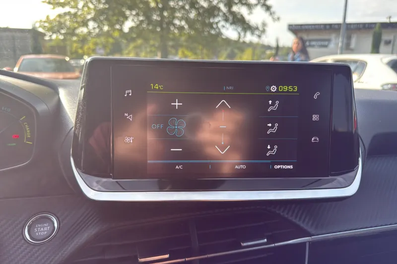 Image secondaire du véhicule 25