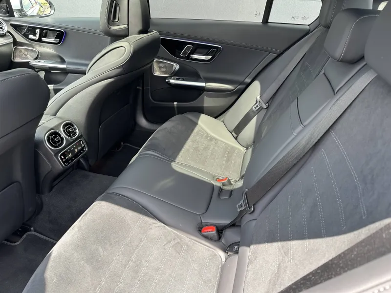 Image secondaire du véhicule 25