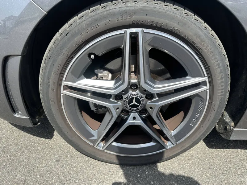 Image secondaire du véhicule 10