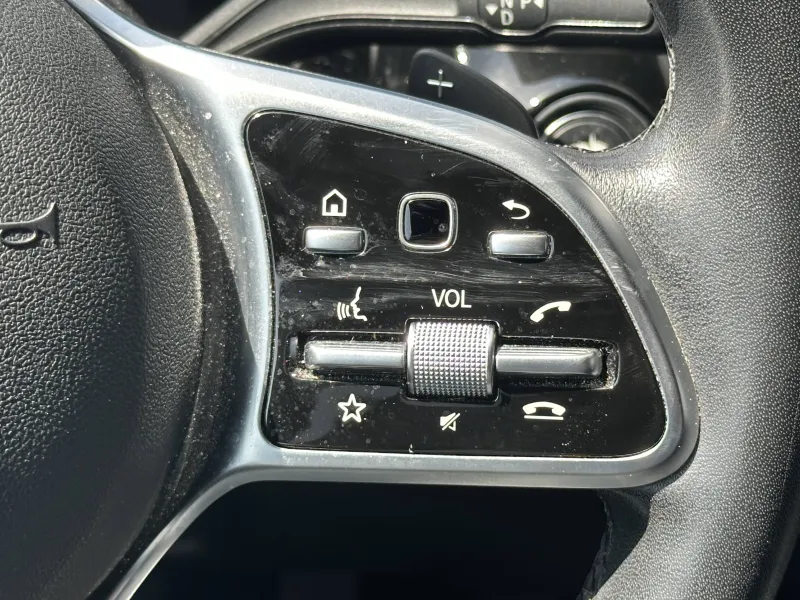 Image secondaire du véhicule 18