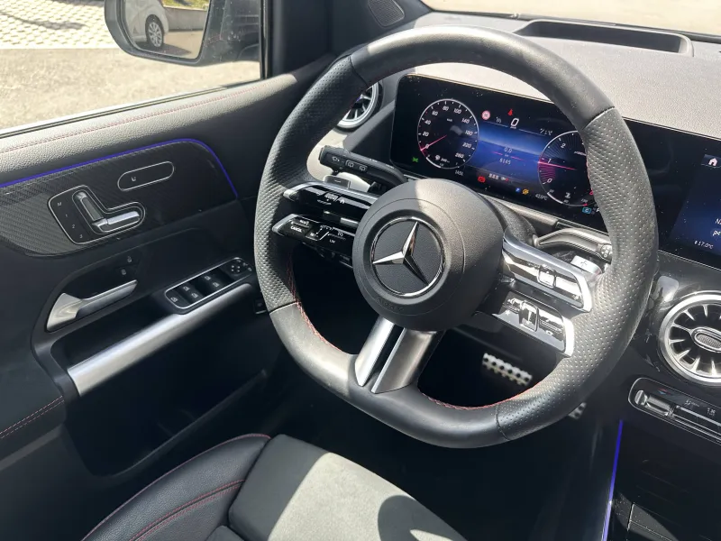 Image secondaire du véhicule 16