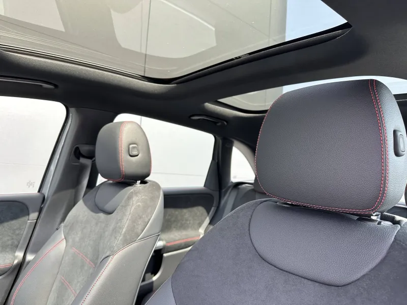 Image secondaire du véhicule 28