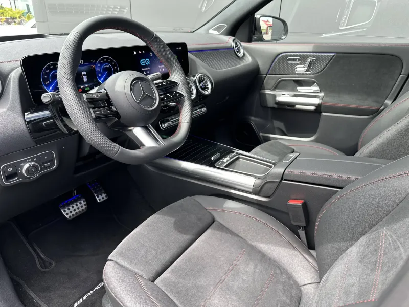 Image secondaire du véhicule 11