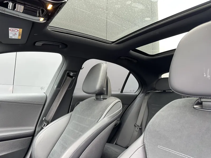 Image secondaire du véhicule 22