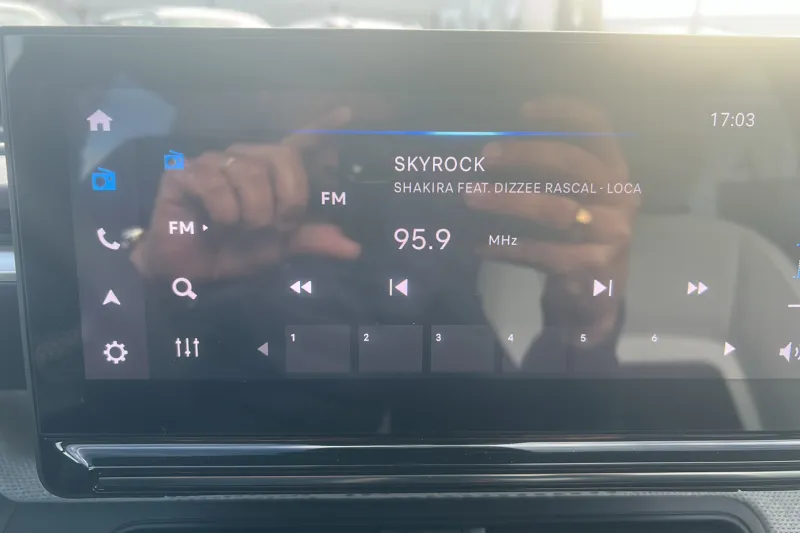 Image secondaire du véhicule 22