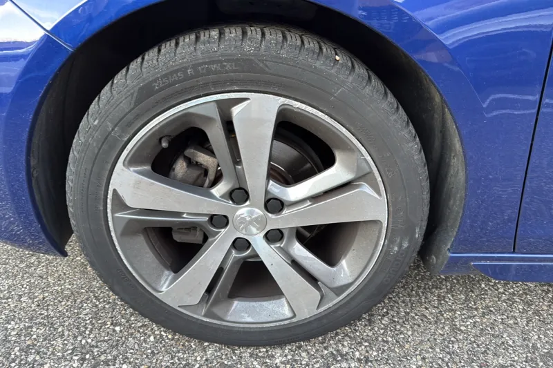 Image secondaire du véhicule 13