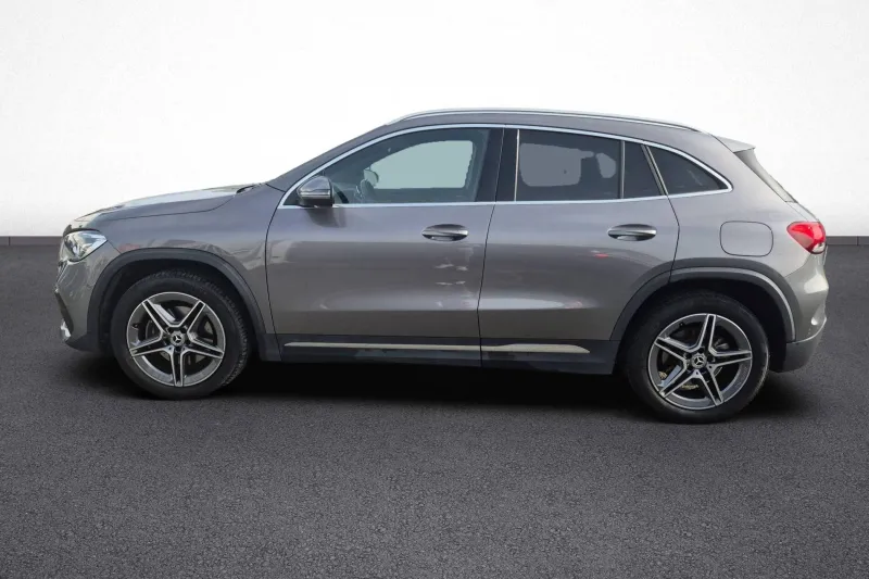 Image secondaire du véhicule 4