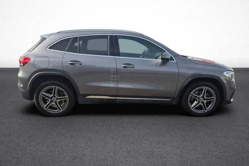 Image secondaire du véhicule 8