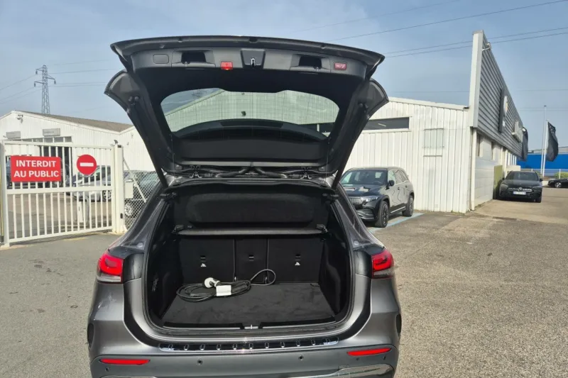 Image secondaire du véhicule 10