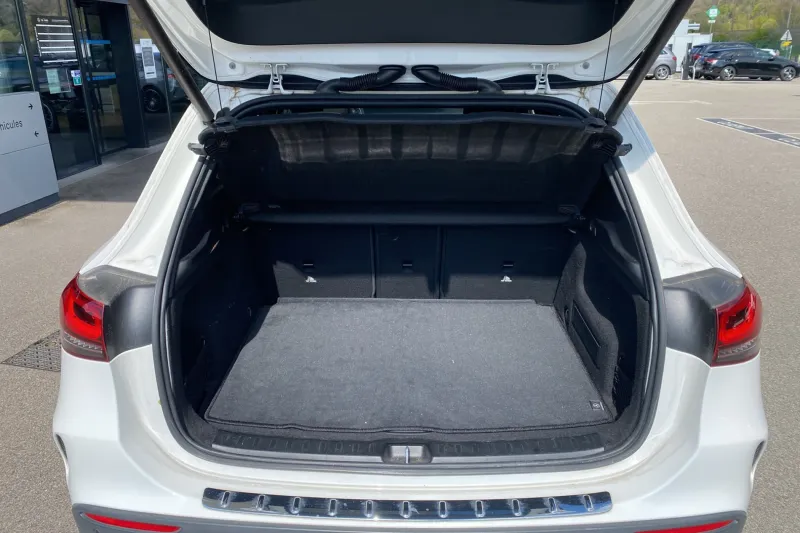 Image secondaire du véhicule 10