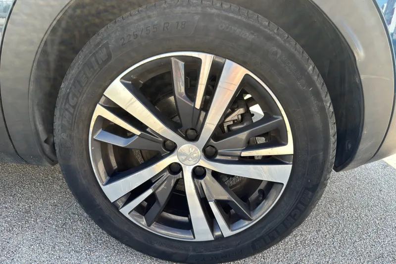 Image secondaire du véhicule 13