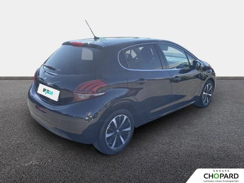 Image secondaire du véhicule 4