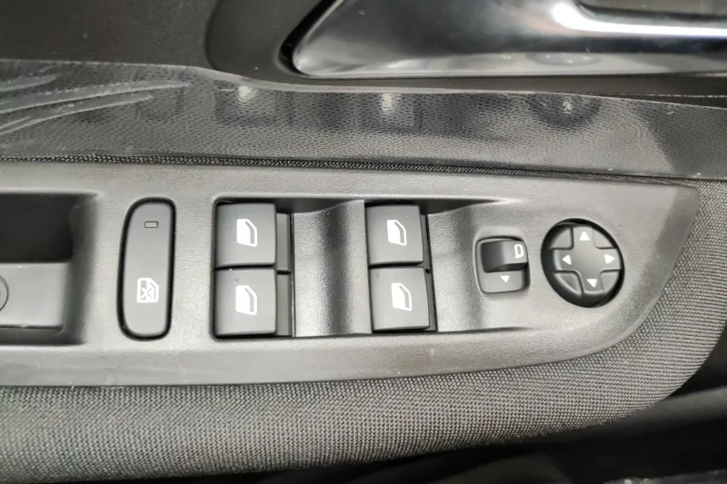 Image secondaire du véhicule 29