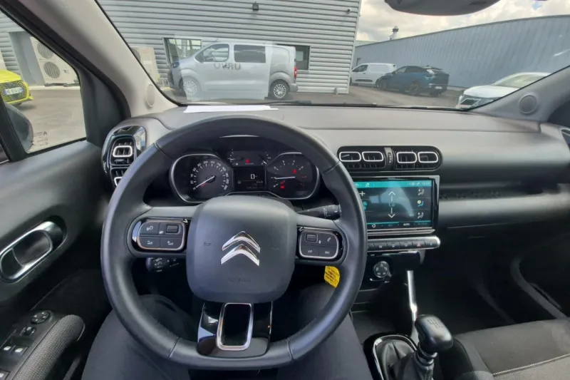 Image secondaire du véhicule 15