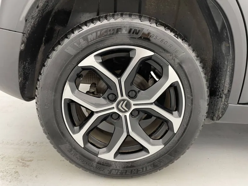 Image secondaire du véhicule 37