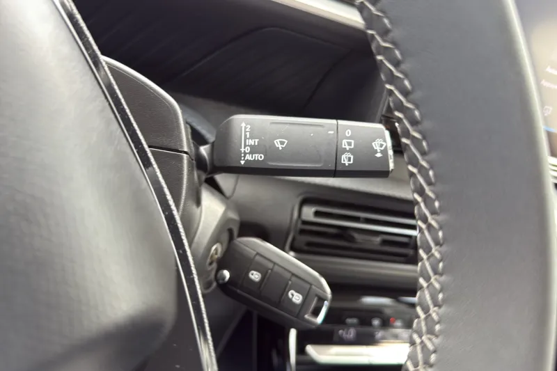 Image secondaire du véhicule 19