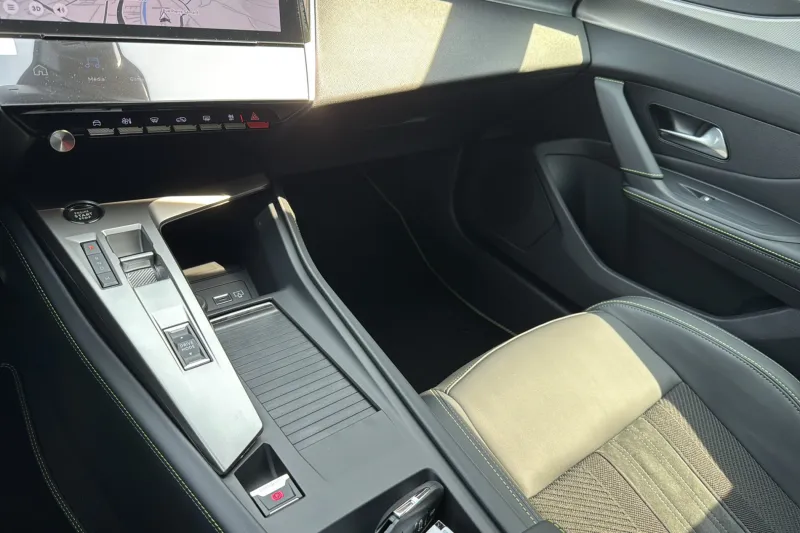 Image secondaire du véhicule 28