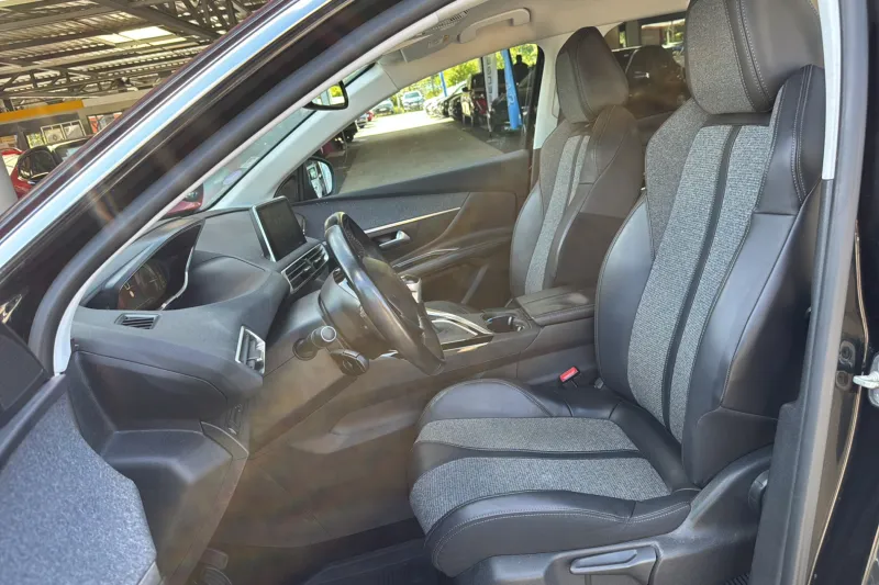 Image secondaire du véhicule 16