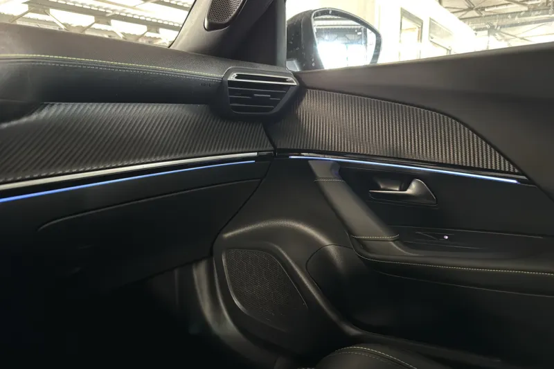 Image secondaire du véhicule 24