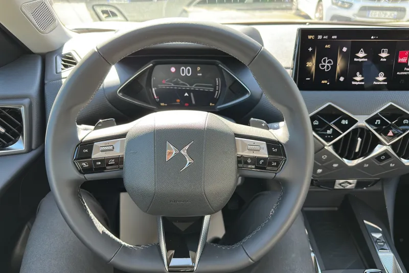 Image secondaire du véhicule 18