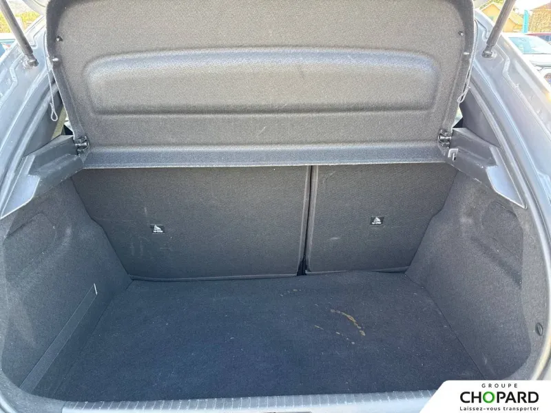 Image secondaire du véhicule 9