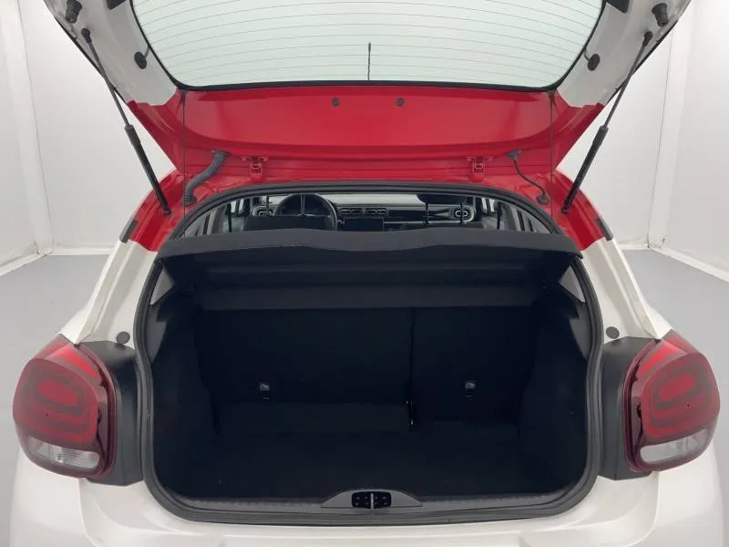 Image secondaire du véhicule 6