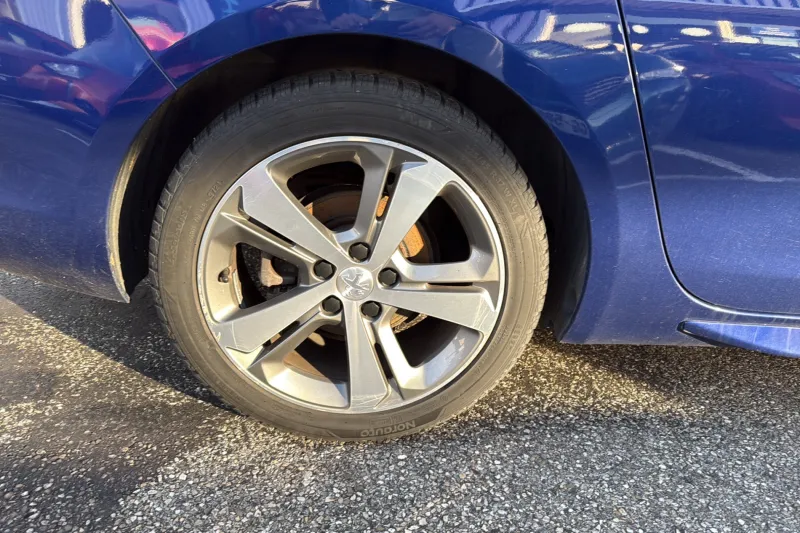 Image secondaire du véhicule 15