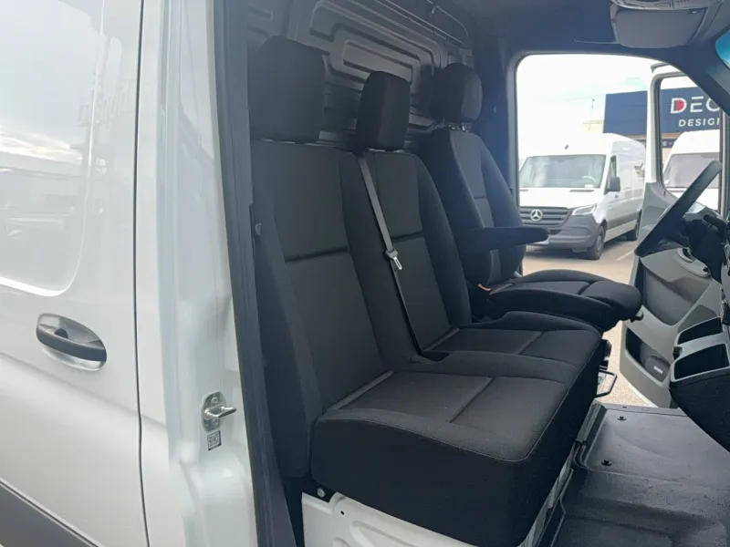 Image secondaire du véhicule 14