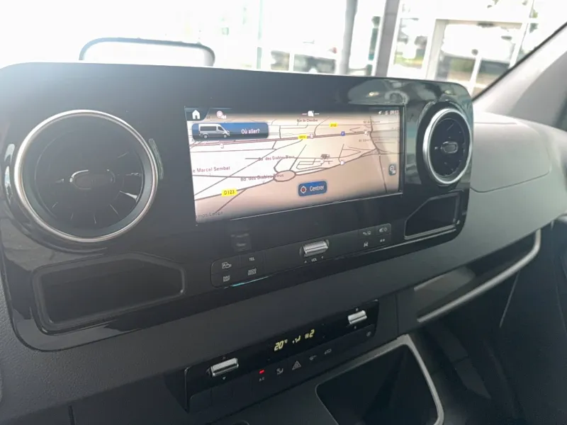 Image secondaire du véhicule 15