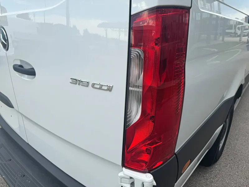 Image secondaire du véhicule 25