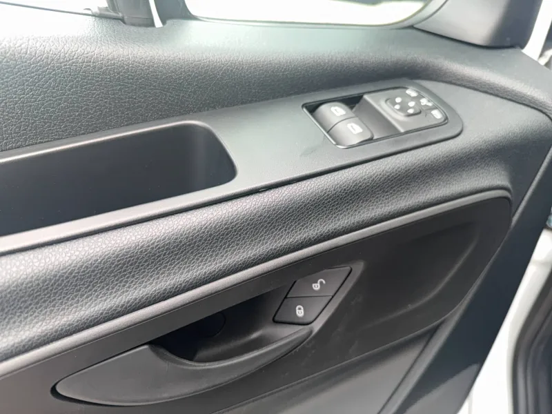 Image secondaire du véhicule 27