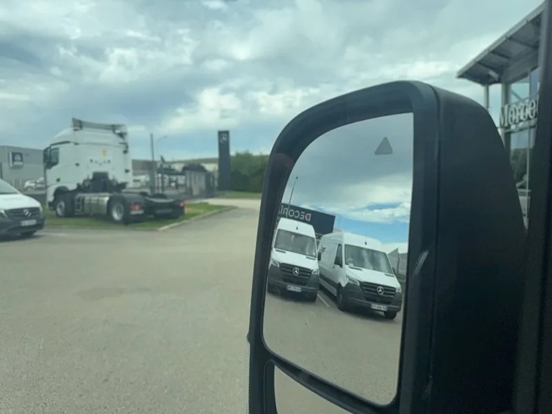 Image secondaire du véhicule 28