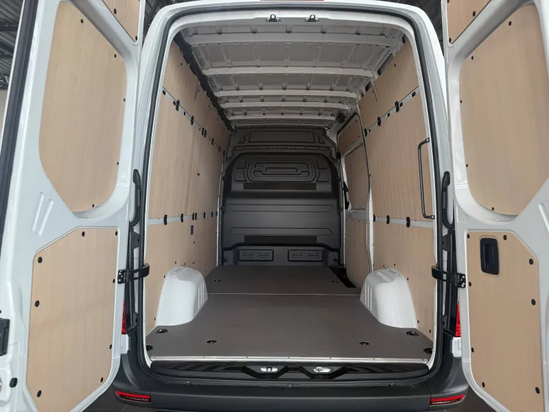 Image secondaire du véhicule 8