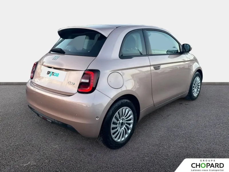 Image secondaire du véhicule 4