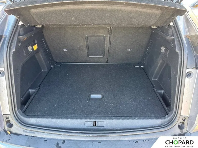 Image secondaire du véhicule 9